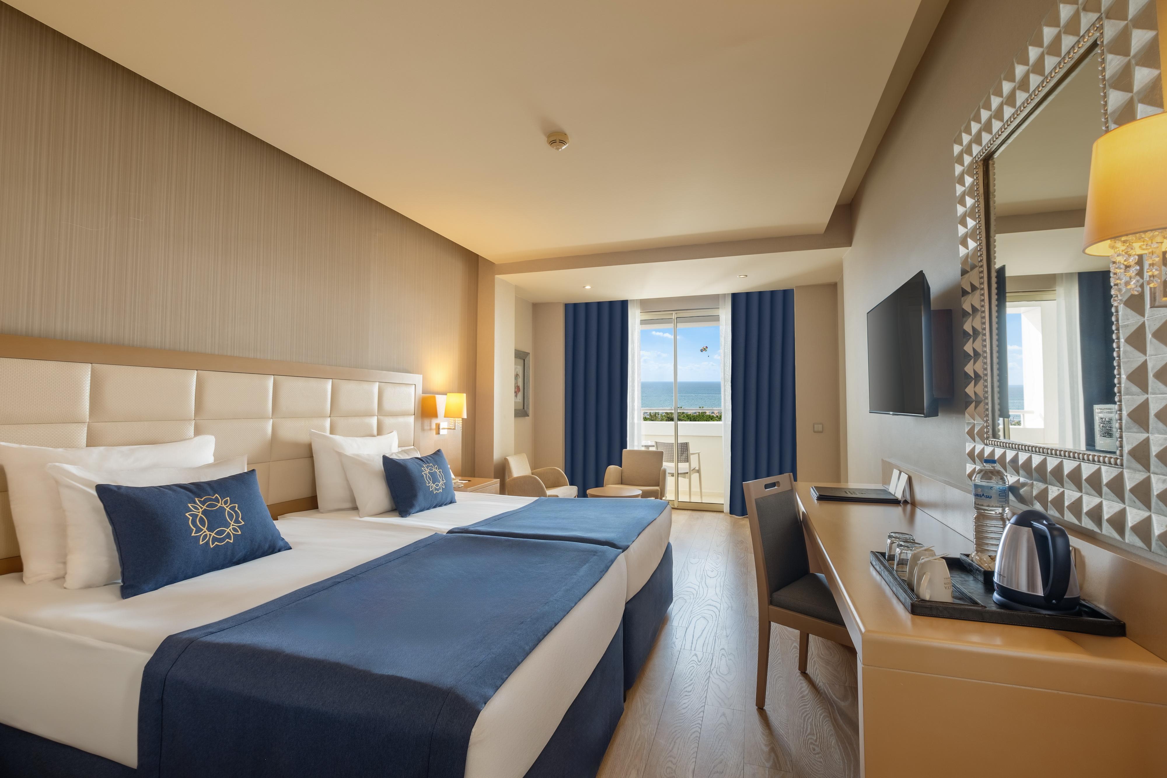 Deluxe, Sea Side