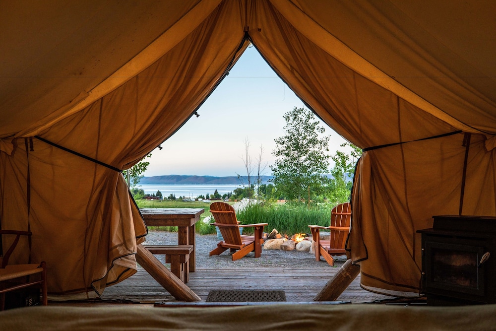 Conestoga Ranch Glamping Resort 73/100
