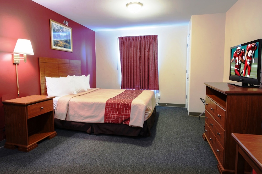 Red Roof Inn And Suites Dickinson 12/39