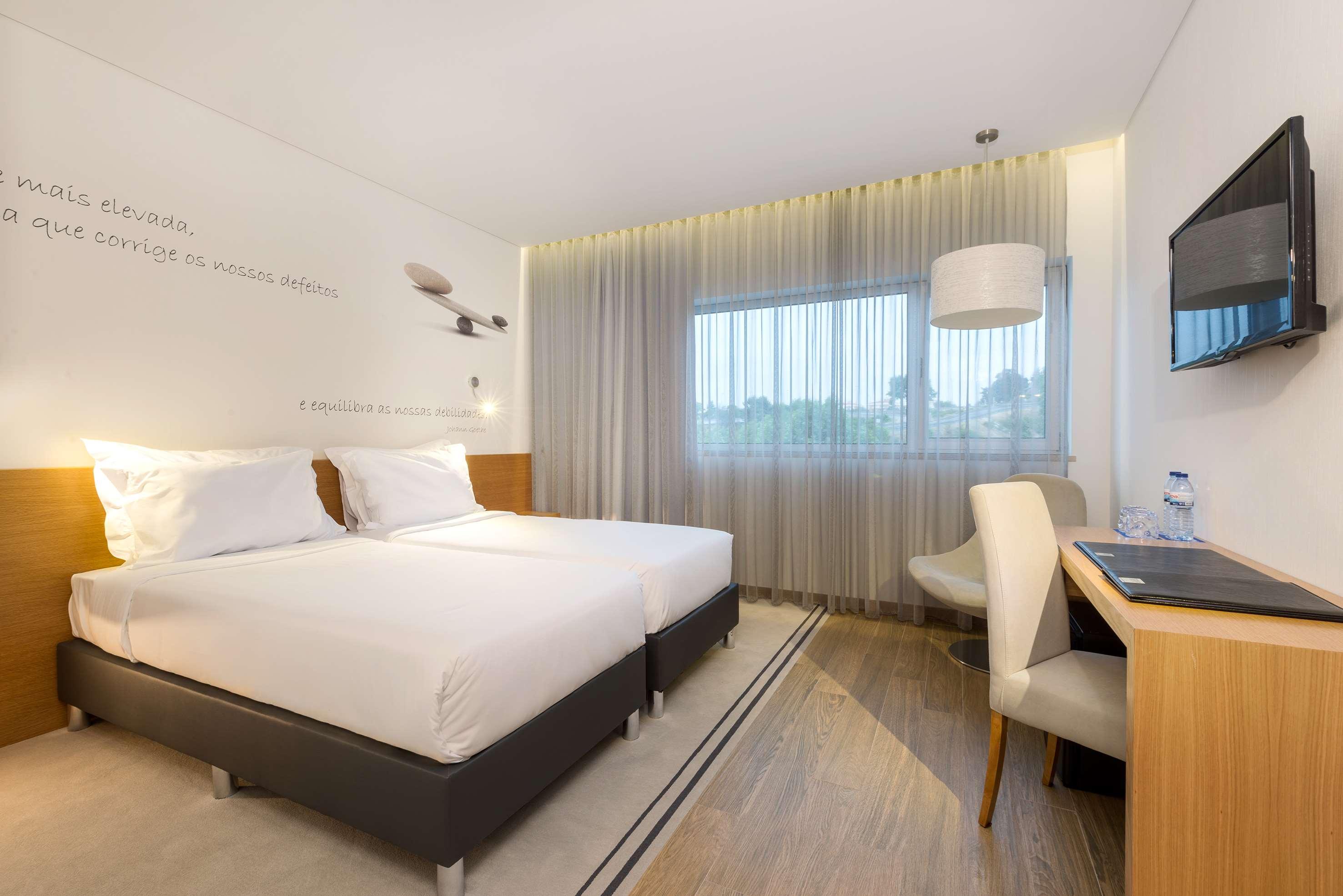 Standard, Twin Beds