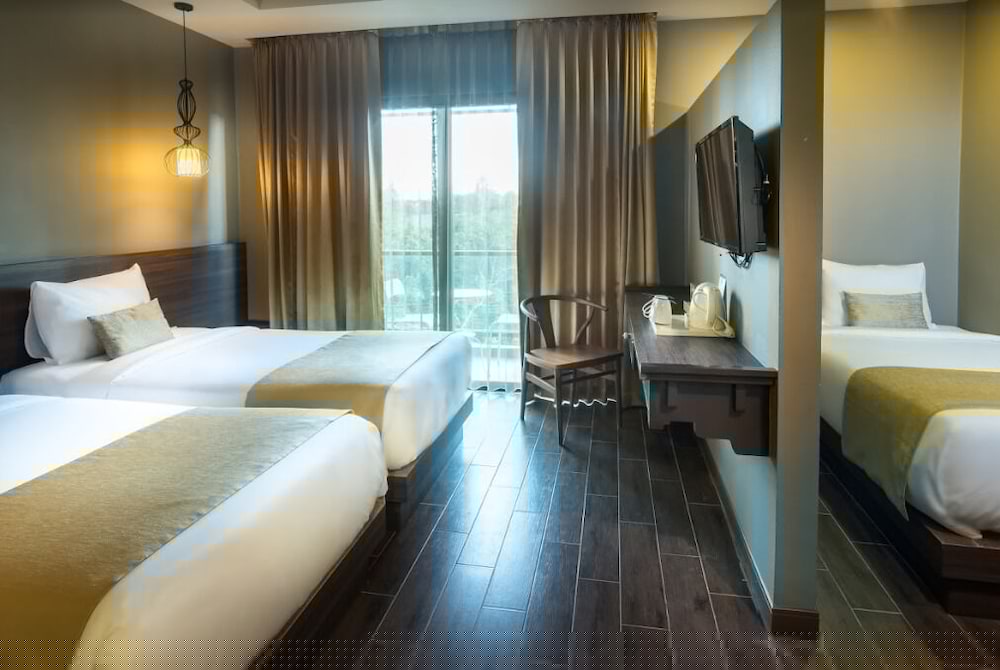 Chiangkhong Teak Garden Riverfront Hotel 34/74