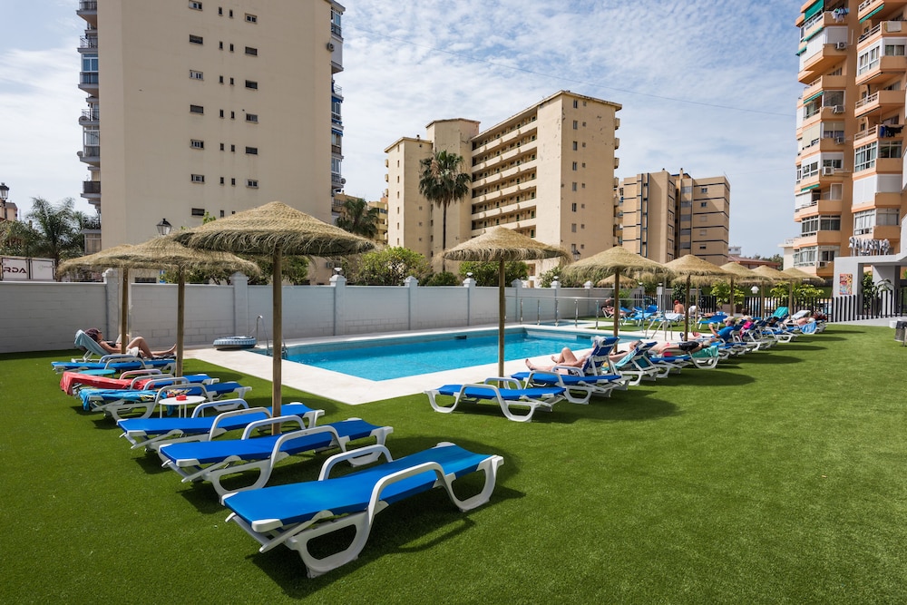 Apart Hotel Veramar 3/67