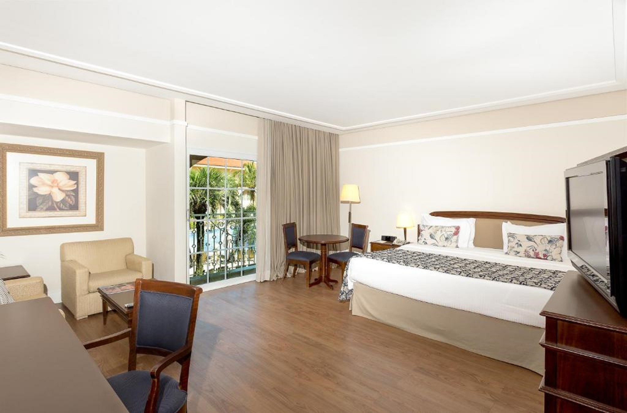 Super, Luxury, Family, Pool View
