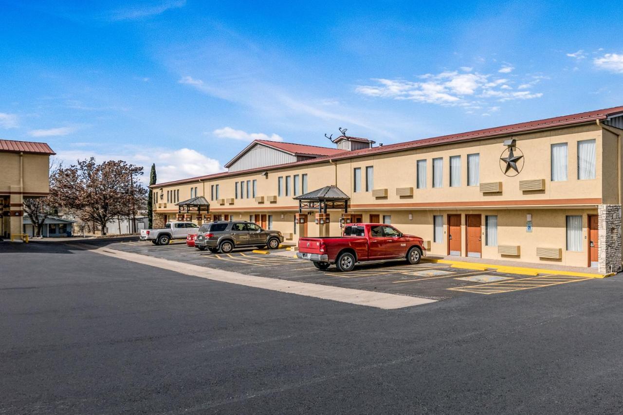 MainStay Suites Ozona I-10 42/50
