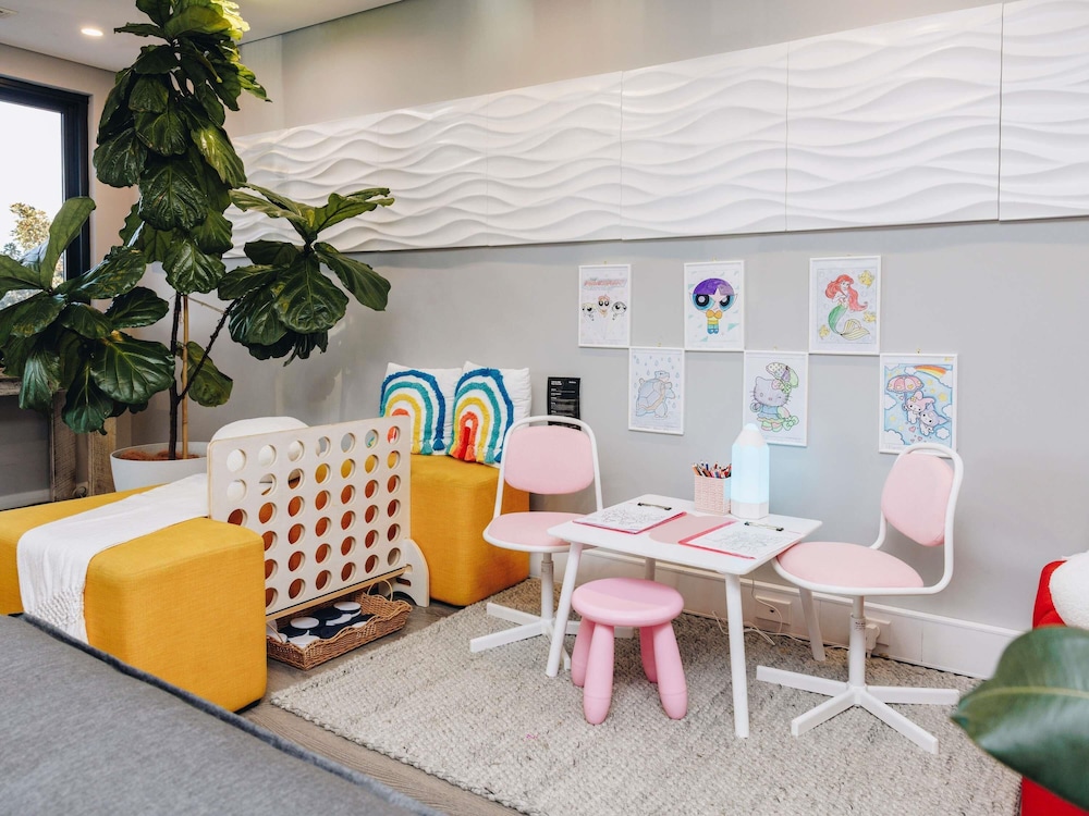 Ibis Styles The Entrance 30/50