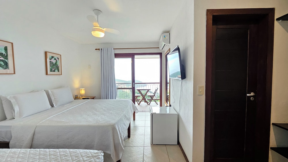 Superior, Suite, 1 Queen and 1 Single Bed, Sea View