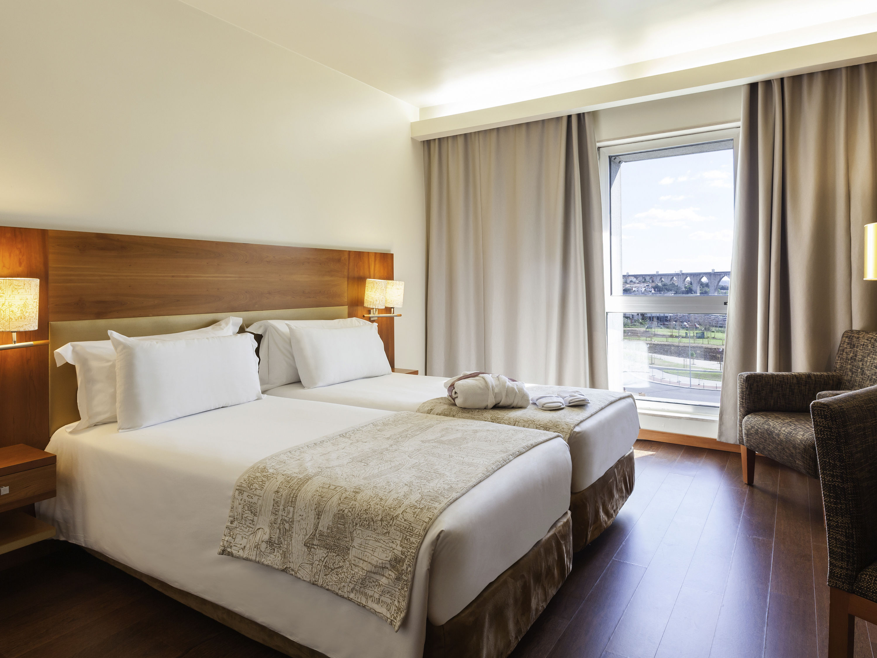 Standard, Double or Twin Bed