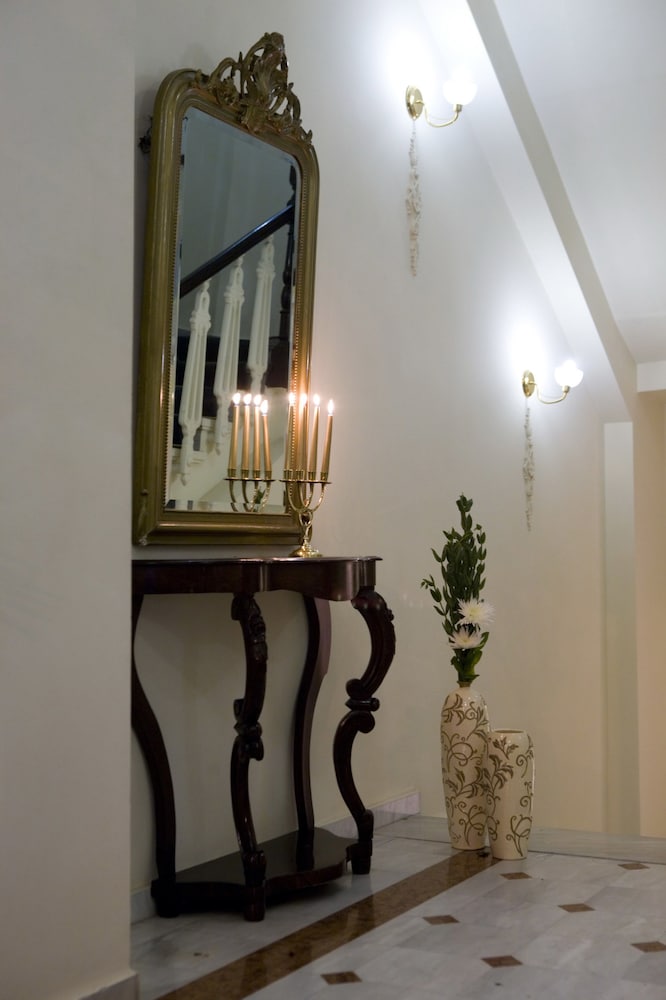 Arni Domotel 19/32