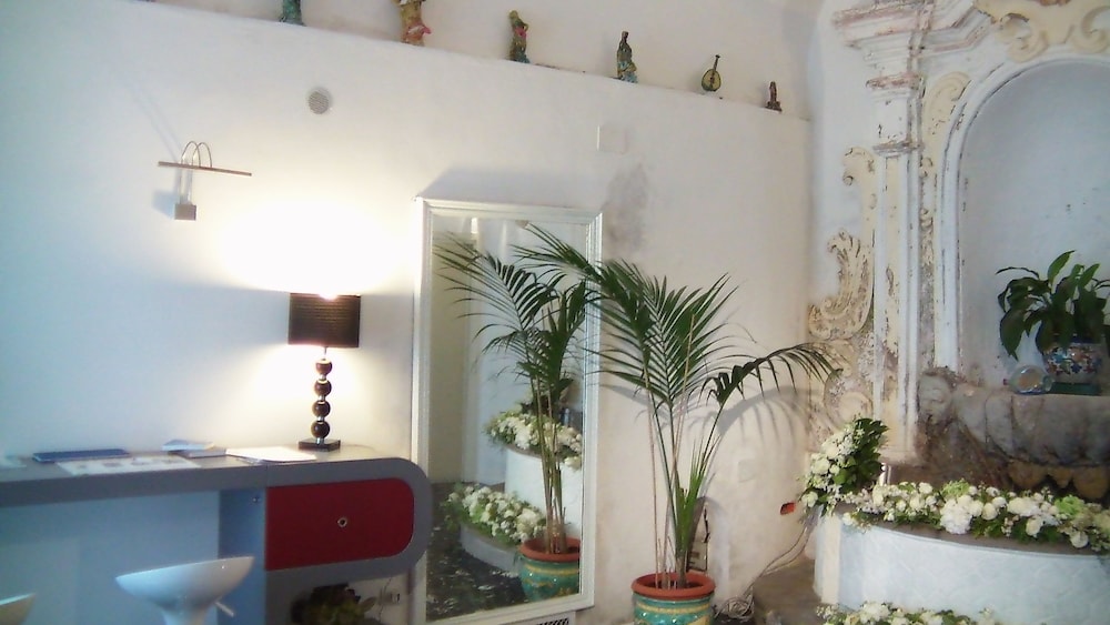 Bed And Breakfast Dimora Carlo Iii 6/43
