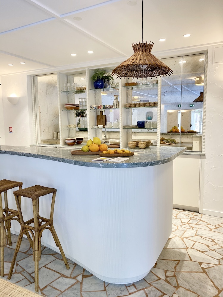 Hotel le Sud 24/34