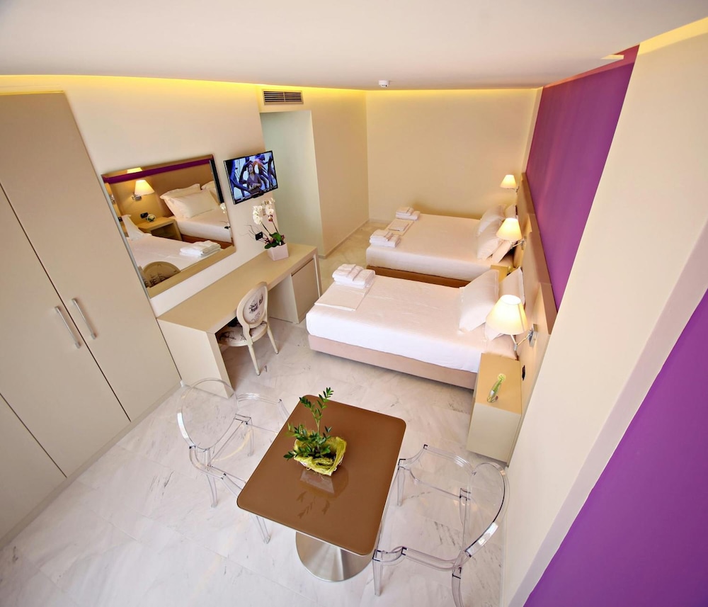 Hotel Palace Vlore 21/48