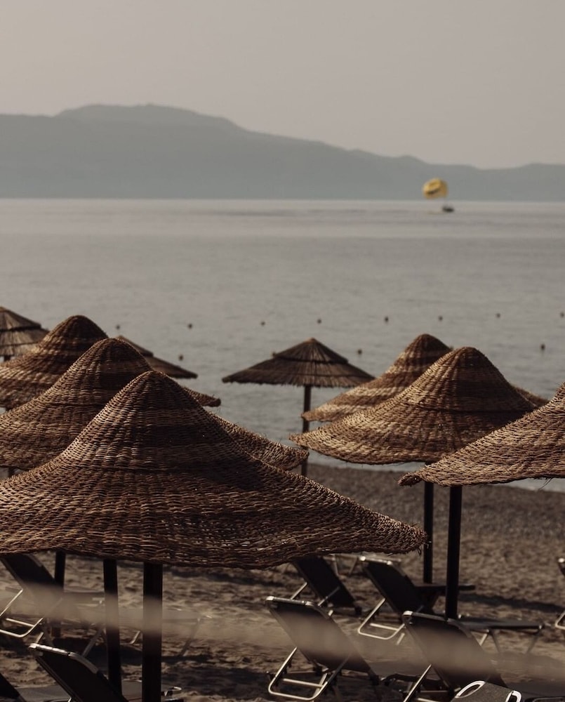 Mylos Hotel & Apartments 45/50
