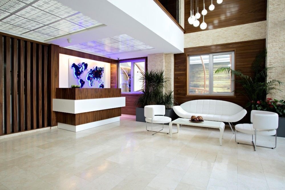 End Glory Hotel 8/49