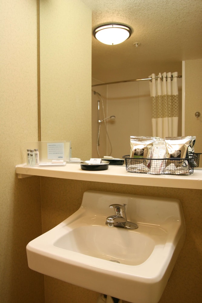 Hampton Inn San Marcos Ca 31/66