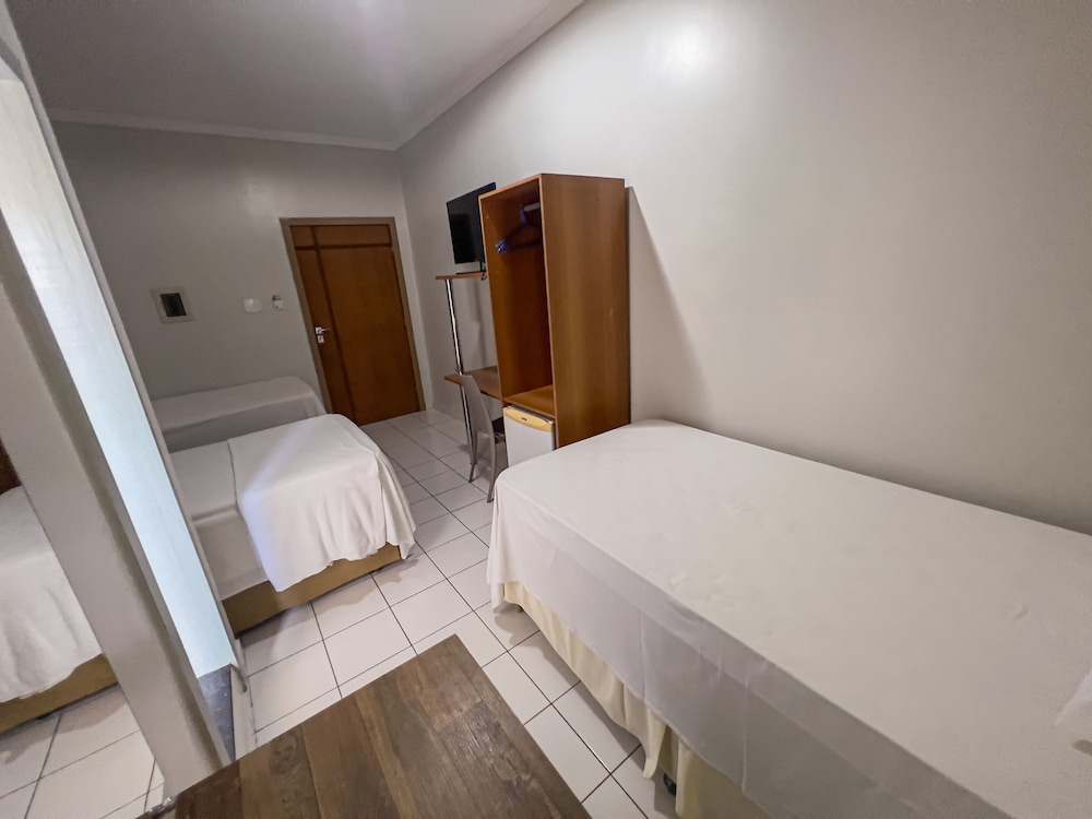 Hotel Guapindaia Praca 10/44