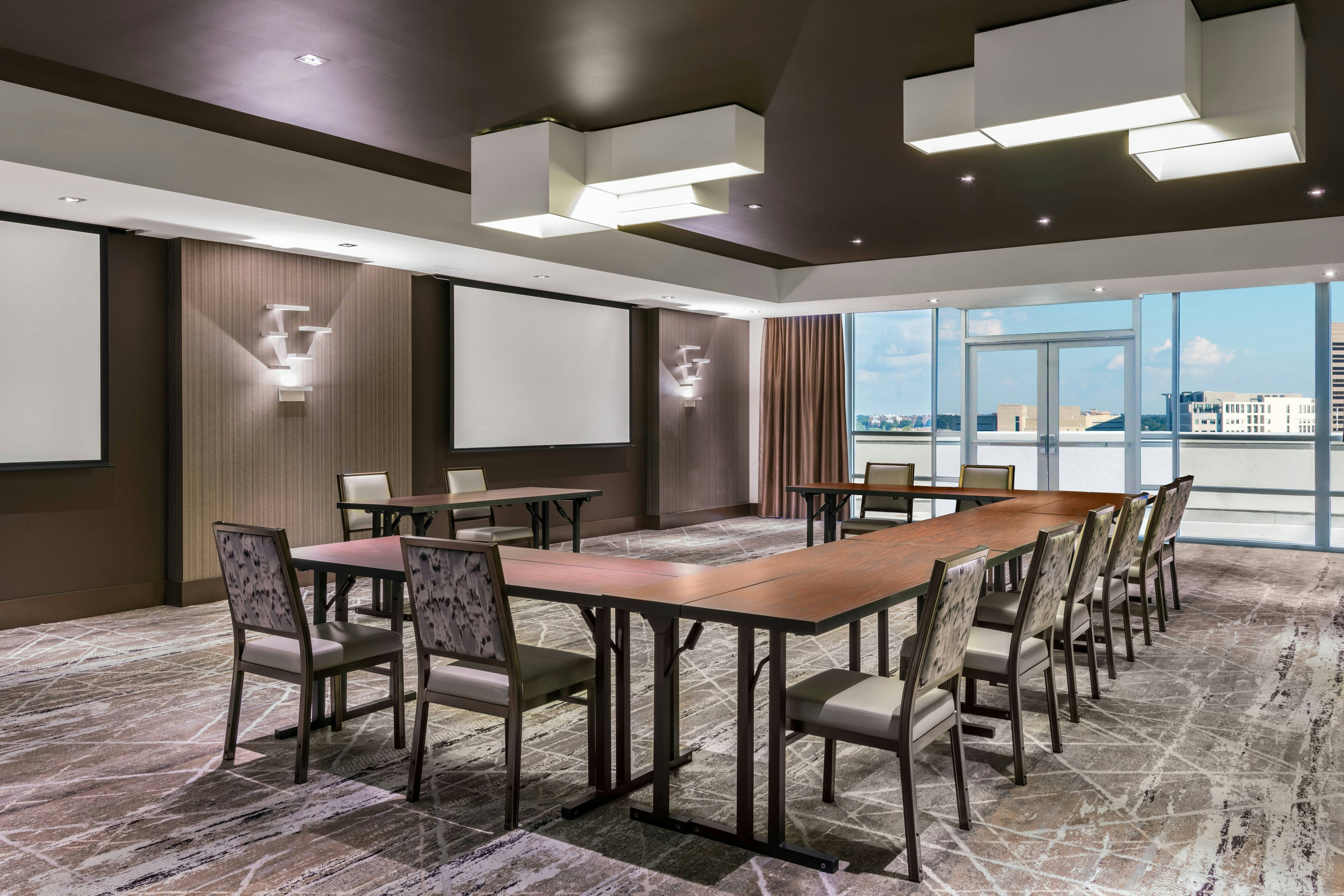 Ac Hotel By Marriott Charlotte City Center 56/61