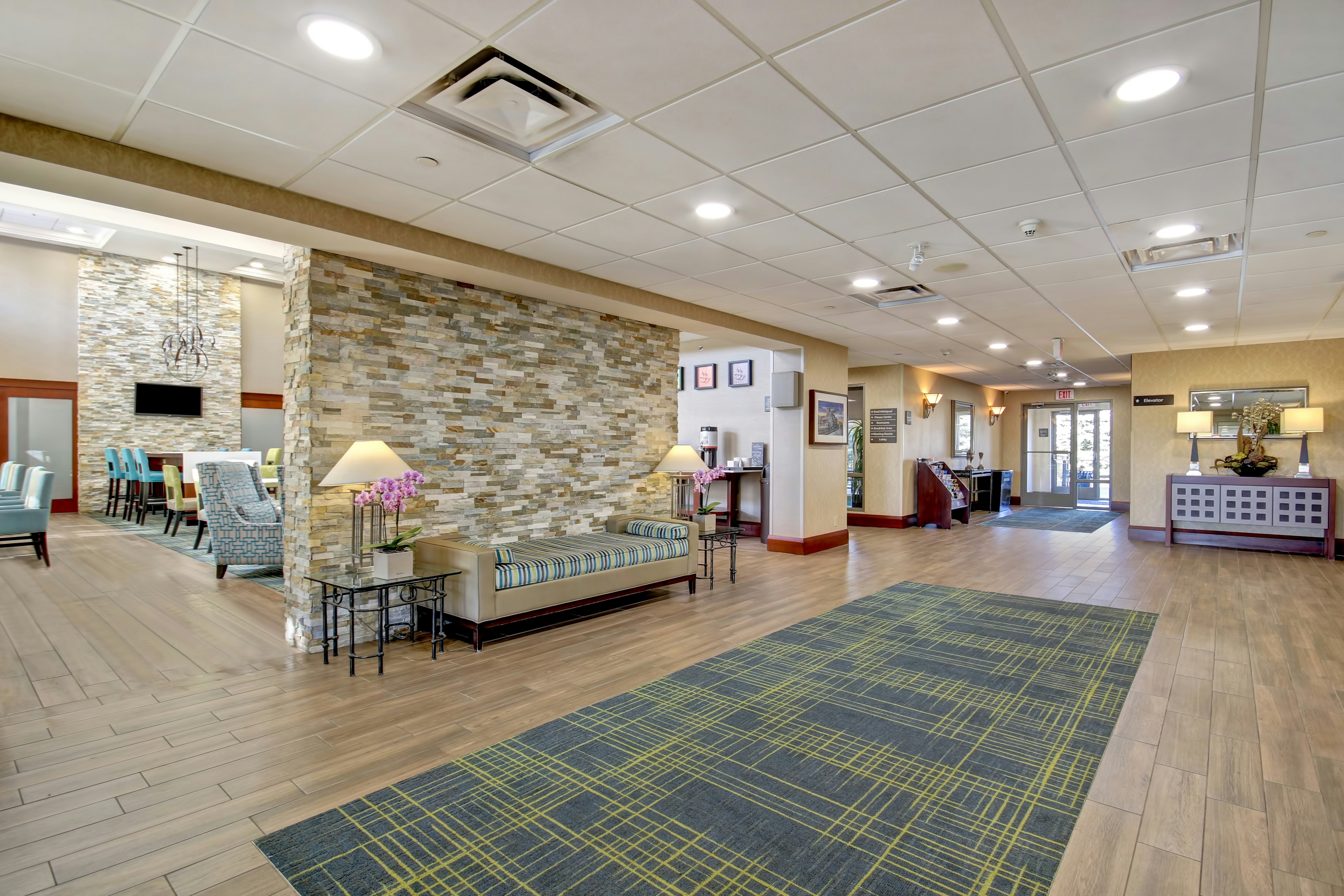 Hampton Inn and Suites by Hilton Guelph 9/58