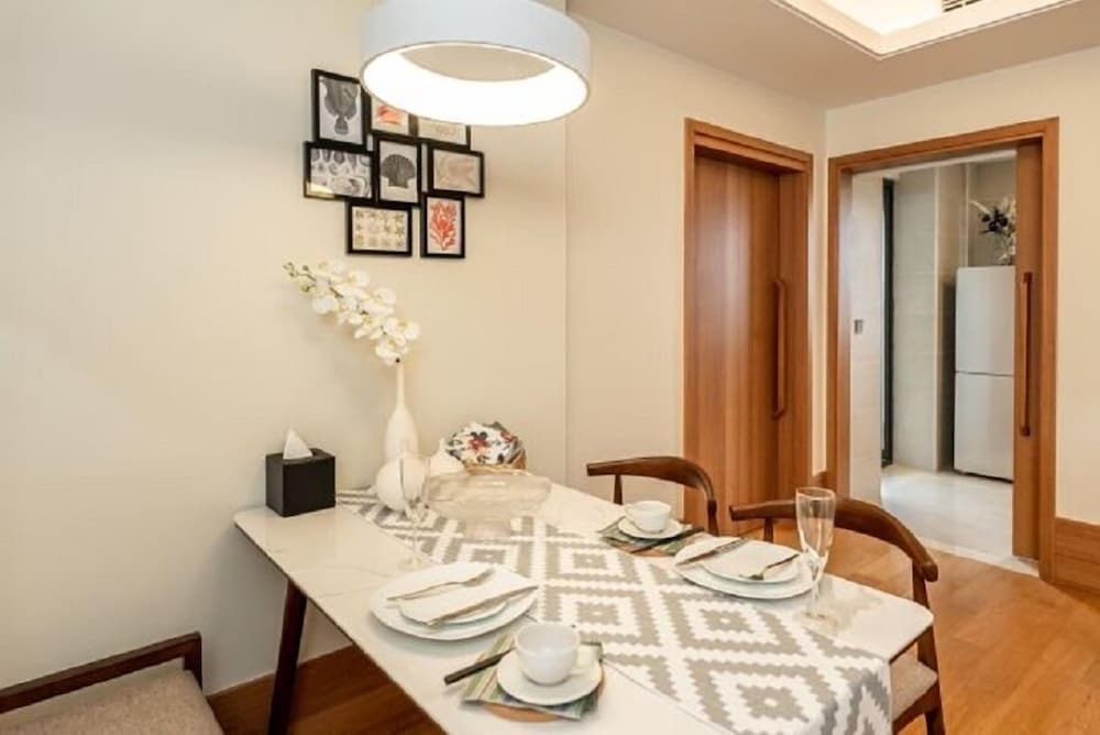 Green Court Place Jin Qiao Middle Ring Shanghai 15/50