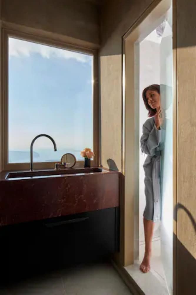 Santorini Sky Luxury Resort 写真3