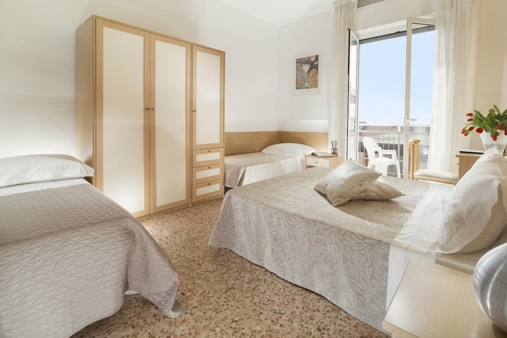 Hotel Bellerofonte 8/34