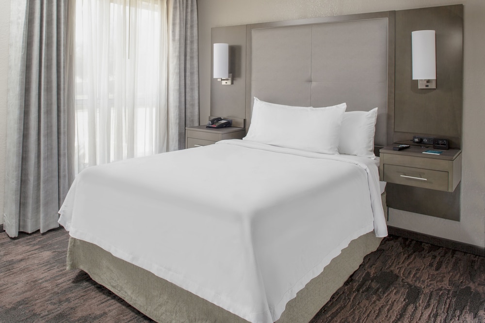 Homewood Suites Dallas Addison 17/37