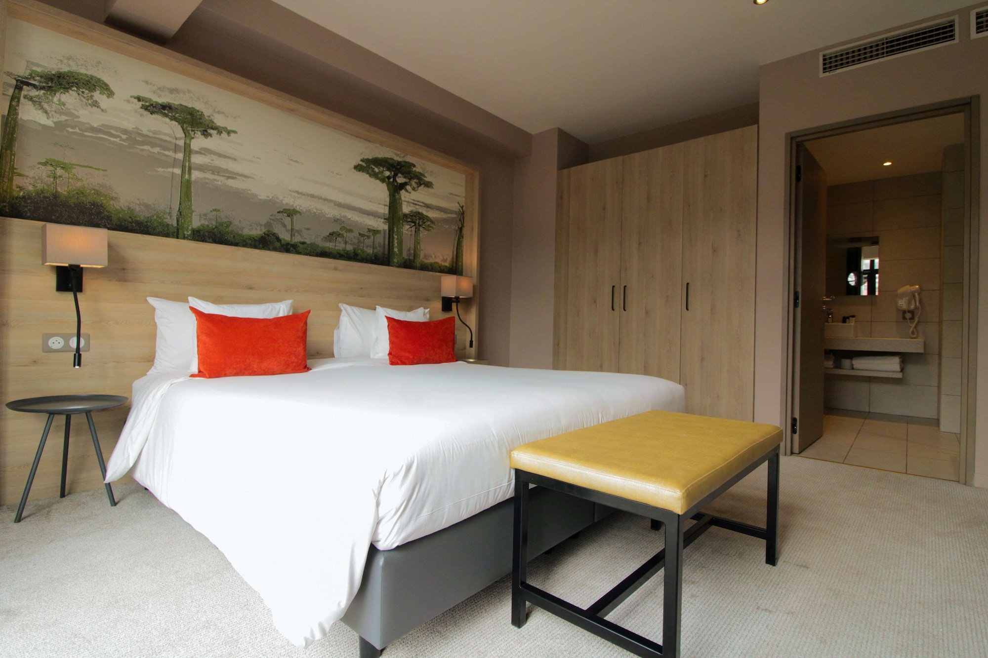 Studio, King Bed, Radisson Serviced Apartments Antananarivo City Centre 4/9