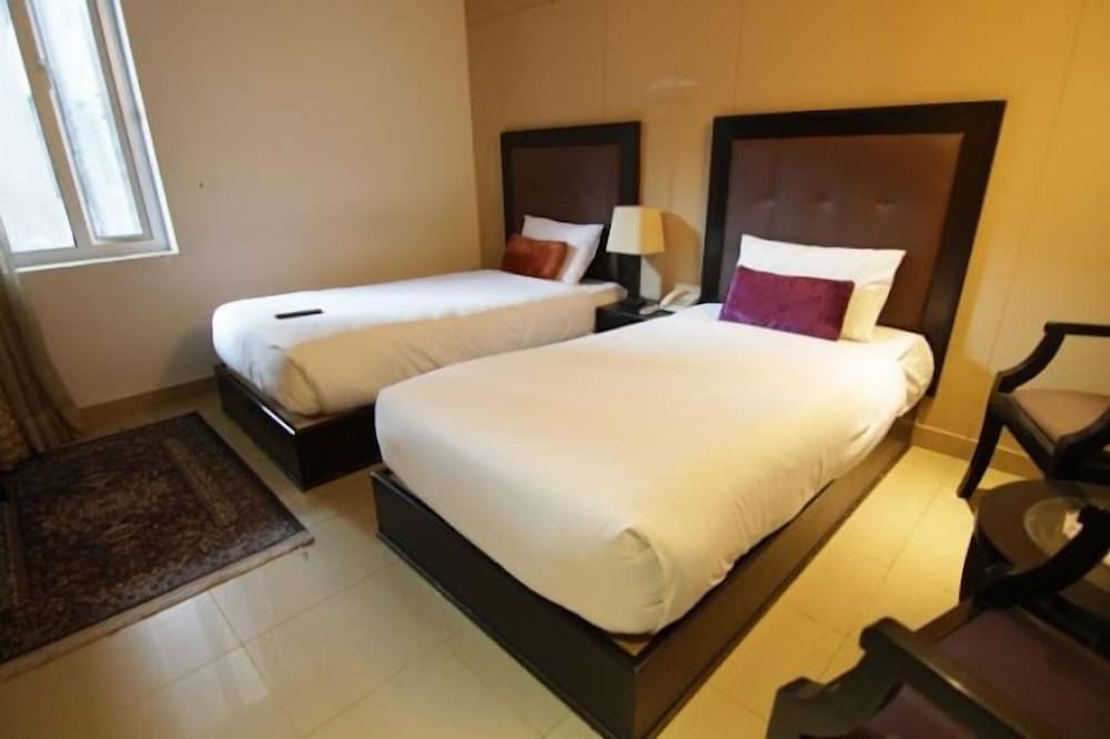 The Grand Inn Hotel 15/50