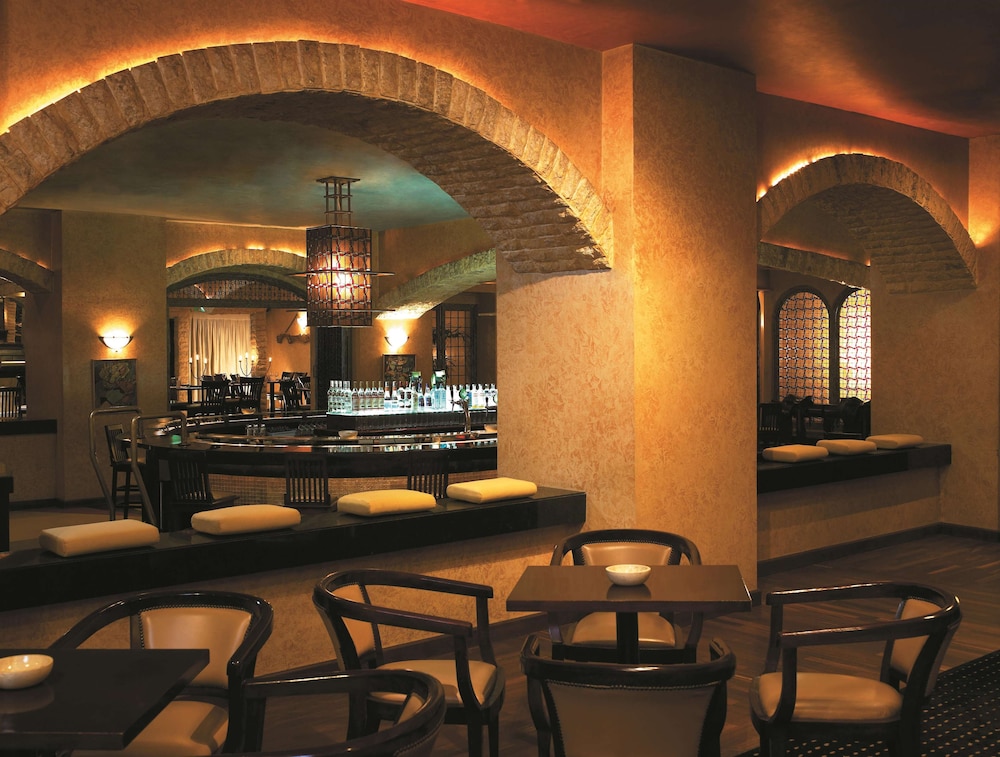 Shangri La Hotel Surabaya Kt 50/65