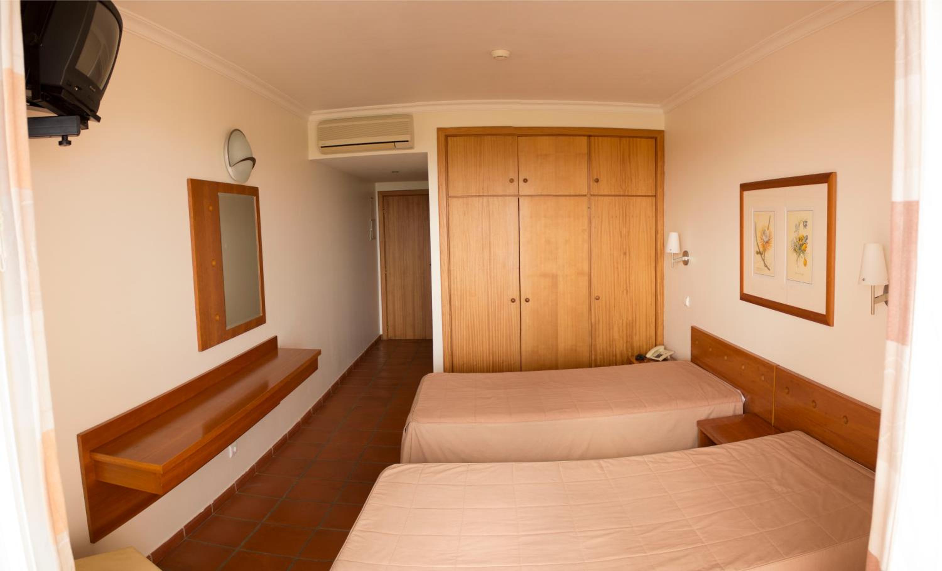 Hotel Areia Dourada 10/34