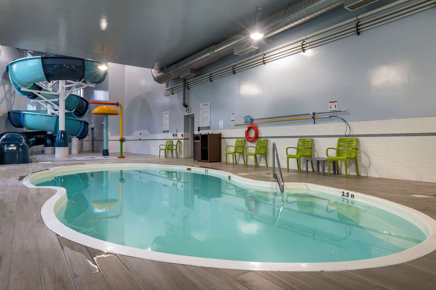 Best Western Plus Dartmouth Hotel Suites 21/42