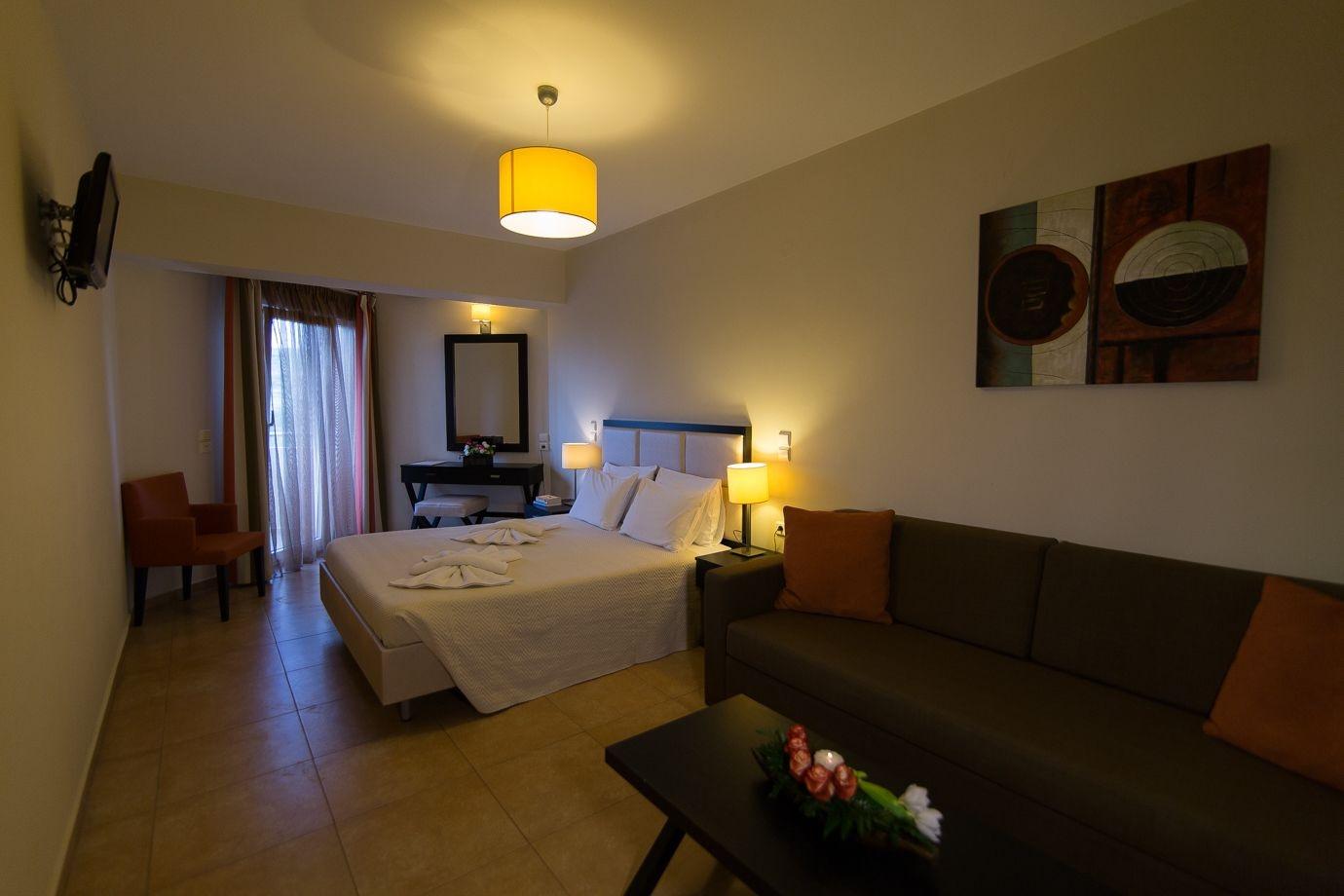 Aphrodite Hotel 9/41