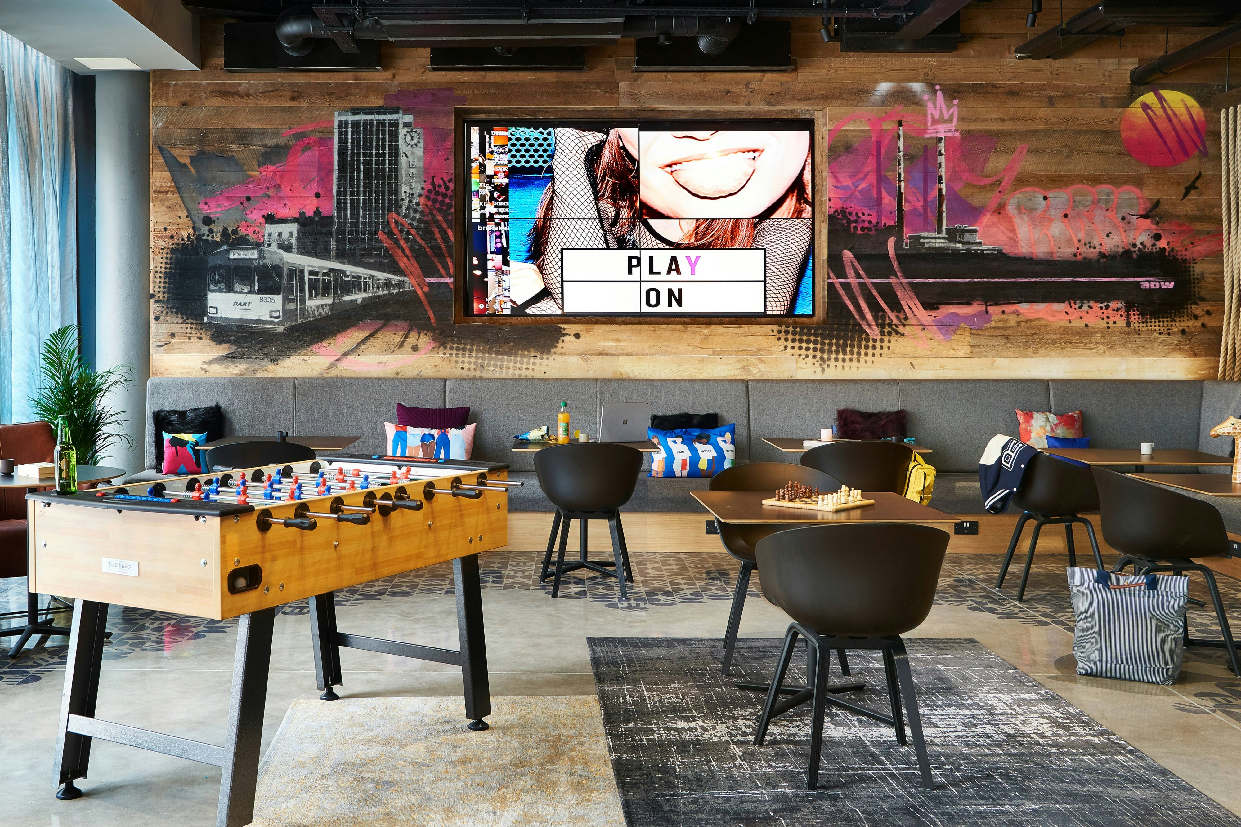 Moxy Dublin City 29/42