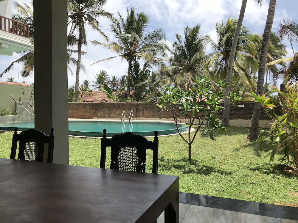 Hotel Star White Negombo 45/50