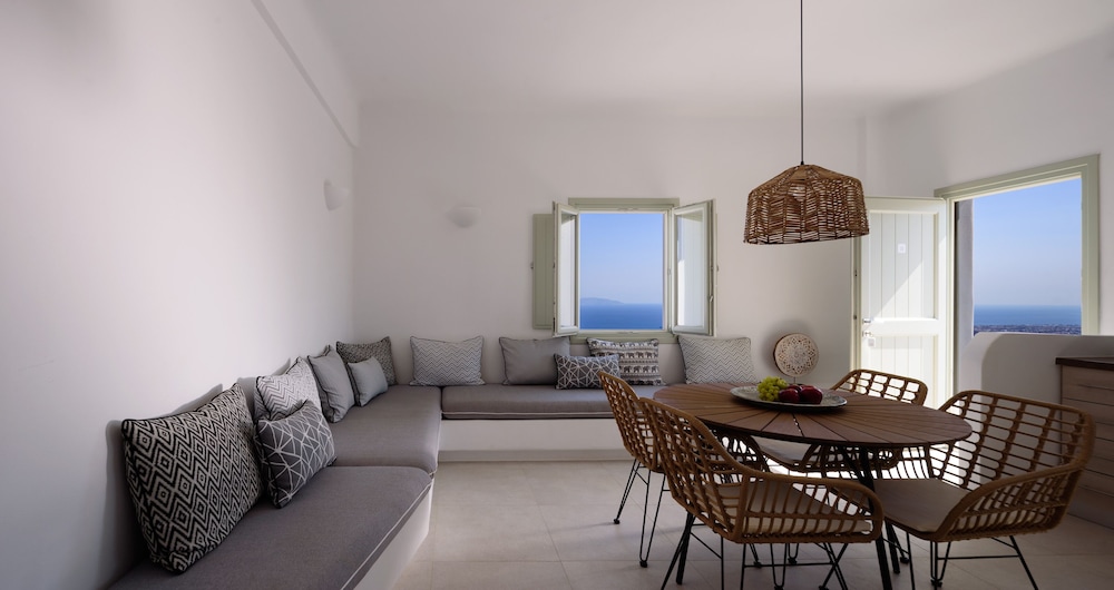 Terra Blanca Suites 42/63