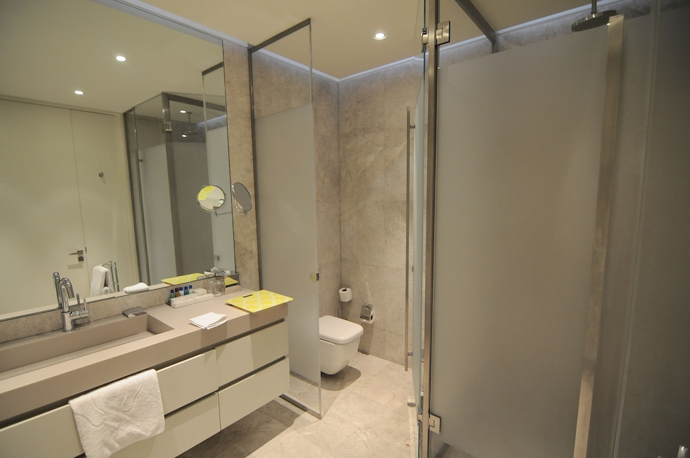 Atakoy Marina Park Residences 39/43