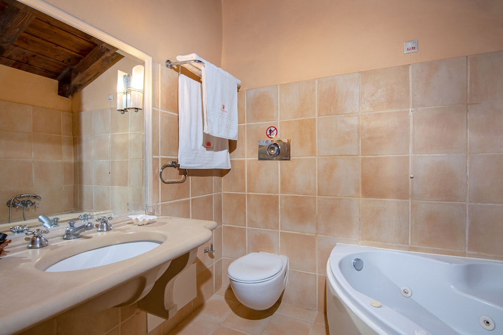 Palazzino Di Corina 45/50