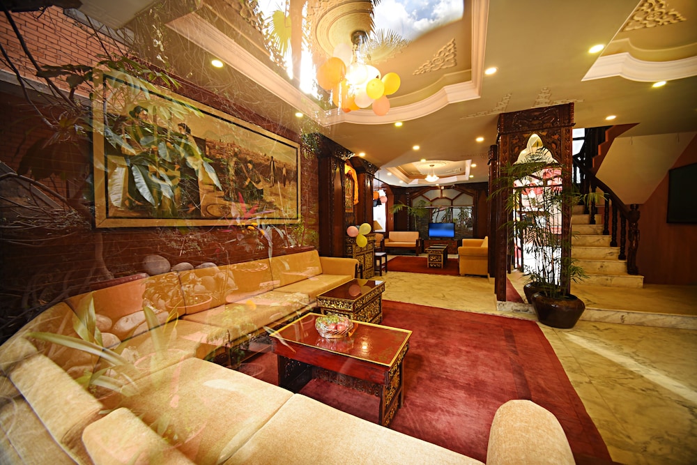 Nirvana Boutique Hotel 35/50