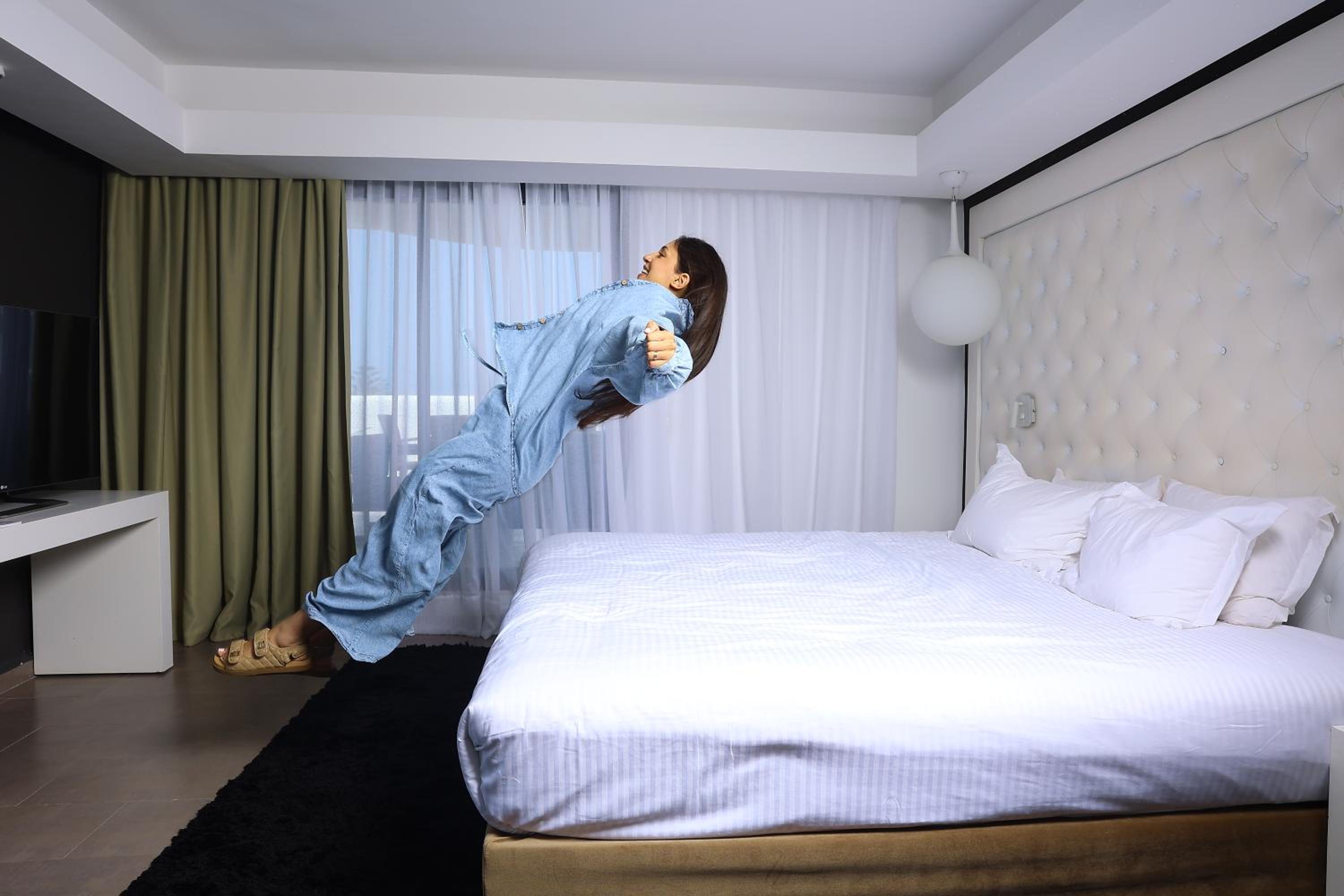 Presidential, Suite, King Bed, Panoramic, Pool and Golf View