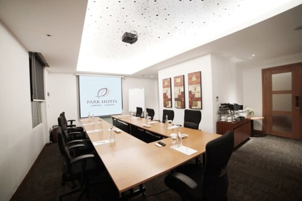Park Hotel Jakarta 50/58