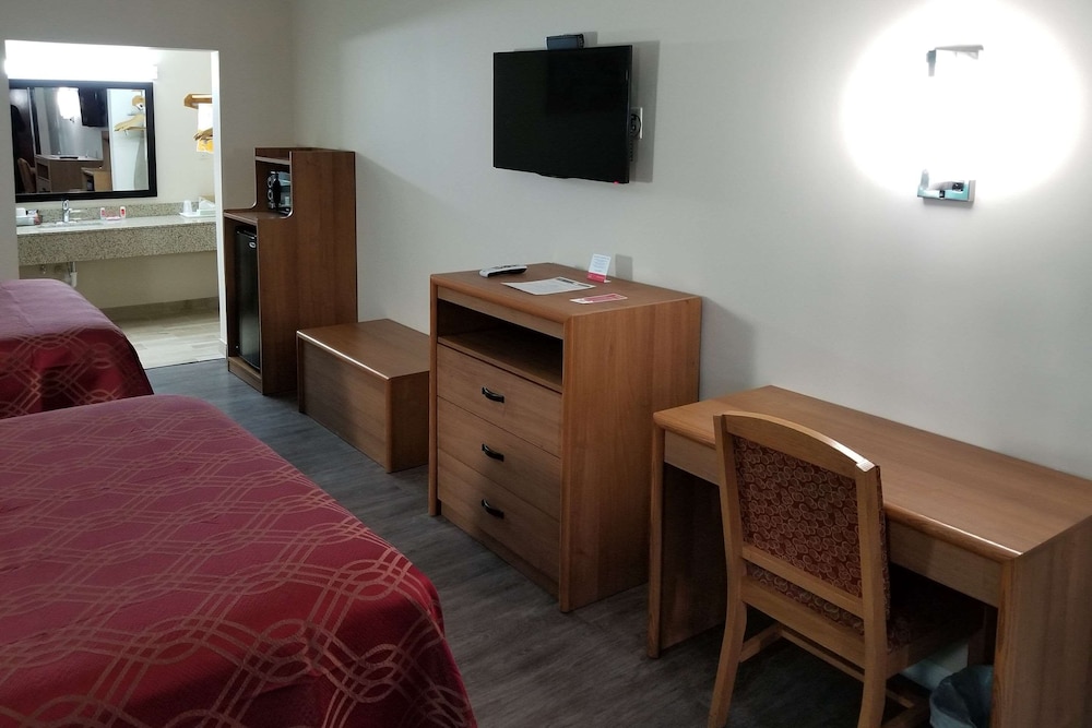 Econo Lodge Kosciusko MS 15/25