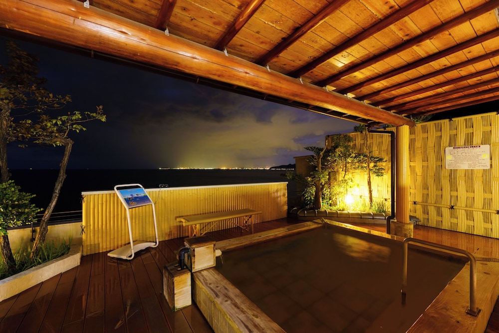swimming pool spa