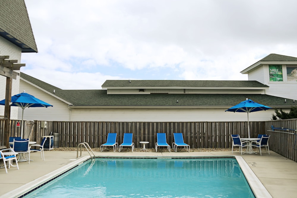 Outer Banks Inn 9/41