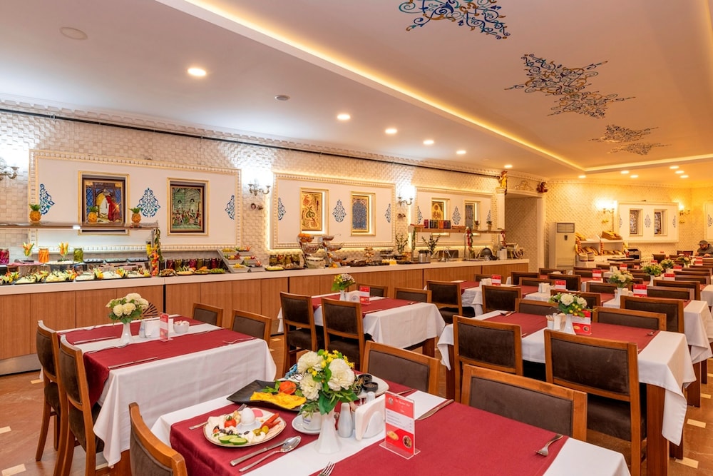 Byzantium Hotel & Suites 33/50