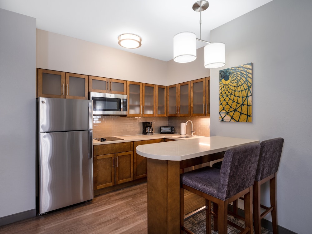 Staybridge Suites Sioux City Southeast 39/52
