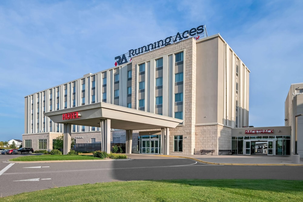 Running Aces Hotel & Casino, Trademark Collection by Wyndham 5/73