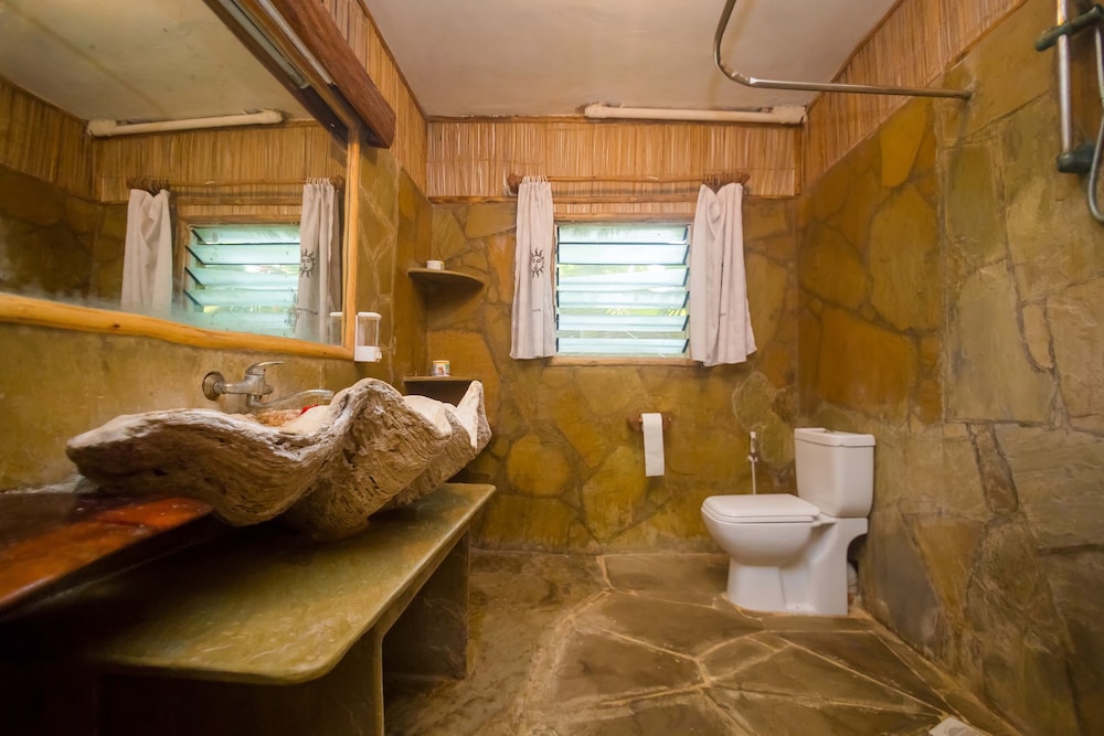 Ziwa Beach Resort 37/60