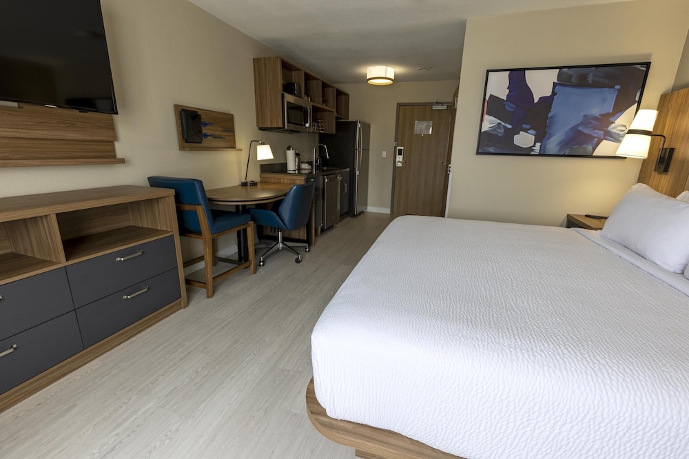 Sonesta ES Suites Lafayette Airport 20/56