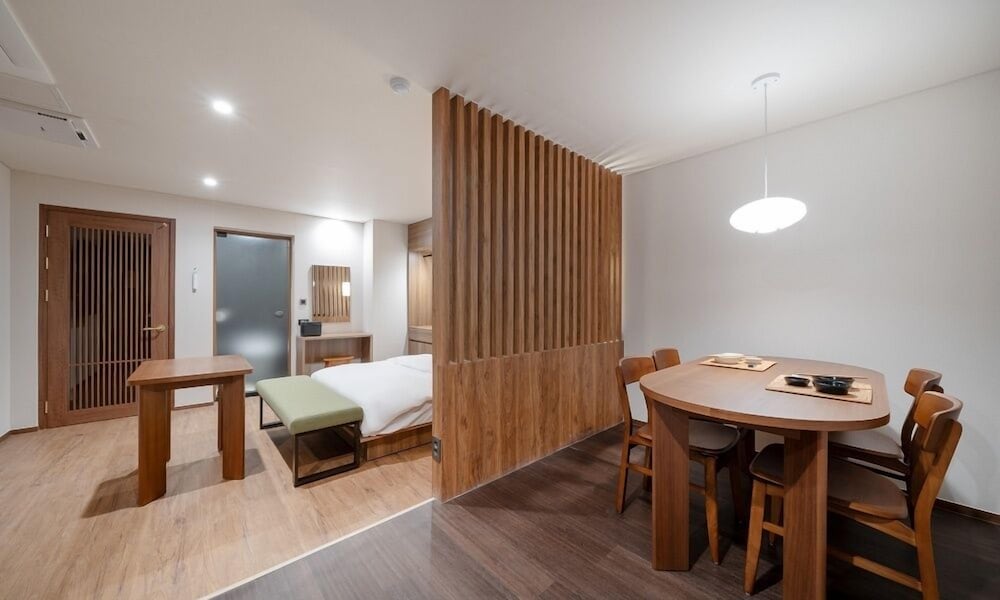 Dongtan Simjak Hotel 81/100