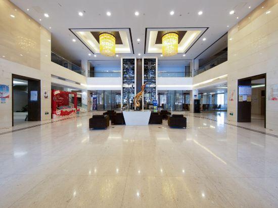 Golden Phoenix Hotel 12/15