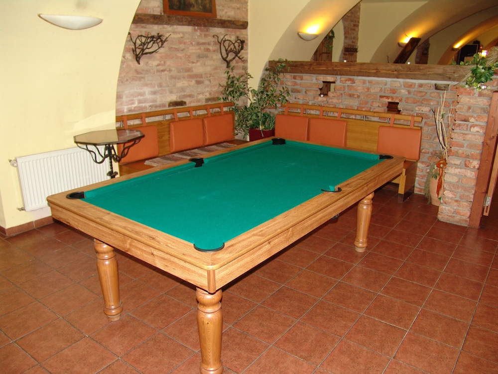 Stary Pivovar Hotel 24/65